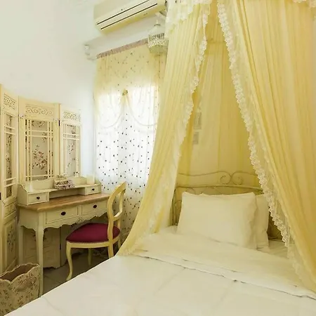 Eleanna's Luxury * Rétino